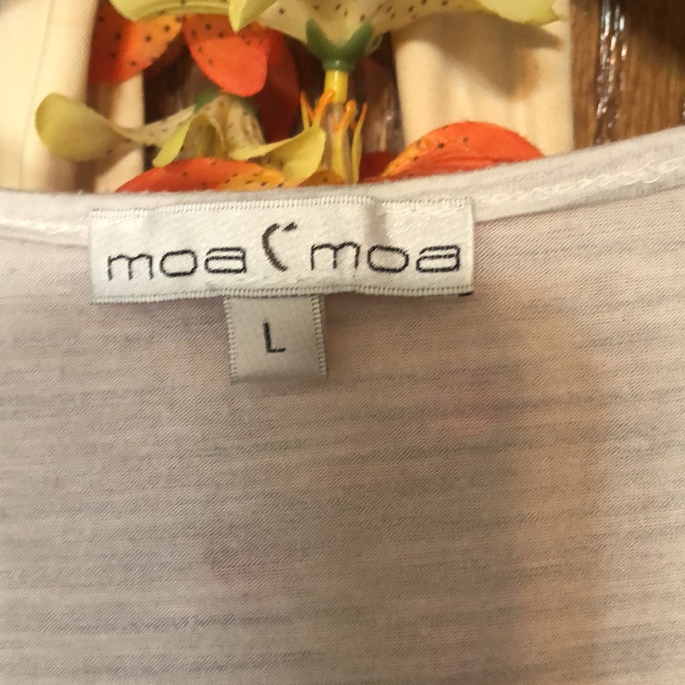 Light sheet tee - Picture 2 of 2